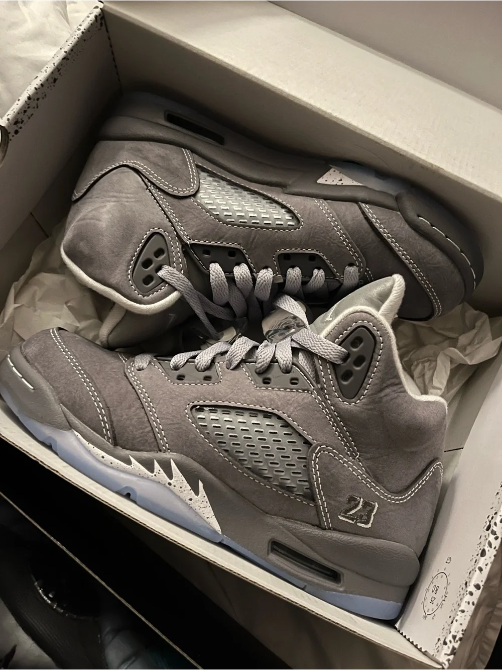Jordan Retro 5 GS — Grey Nubuck Basketball Sneakers